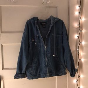 Jean jacket with hood